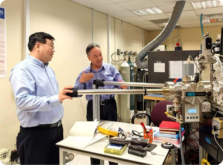 公司首席技术专家张金仓教授访问新加坡国立大学开展技术合作交流。